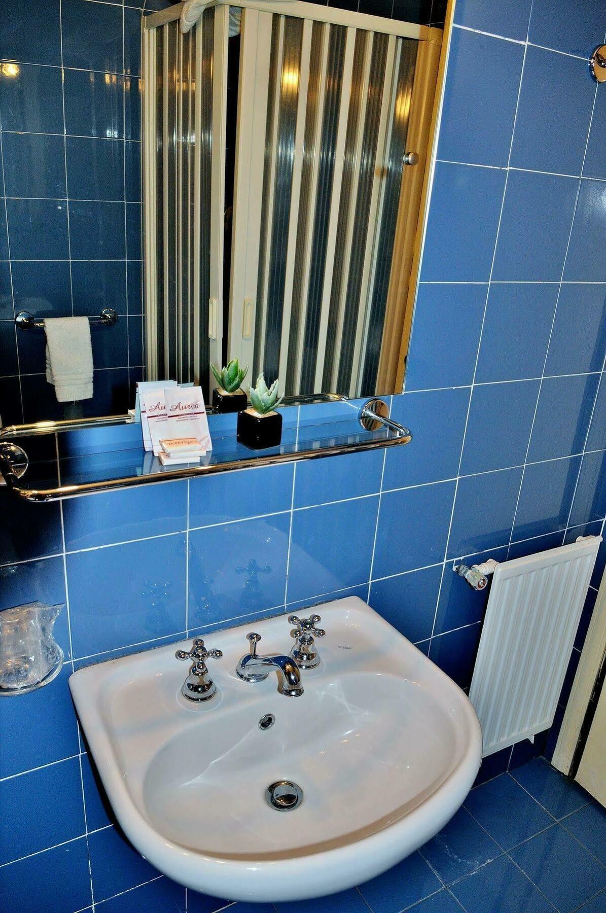 Hotel Rasula Alta グラヴィーナ・ディ・カターニア エクステリア 写真